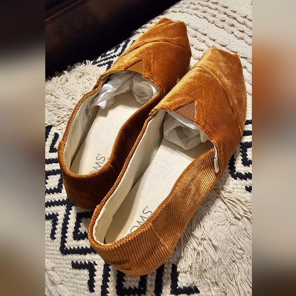 TOMS Alpargata slip-ons in Maple Brown Corduroy Womens Size 8 EUC - Picture 3 of 16